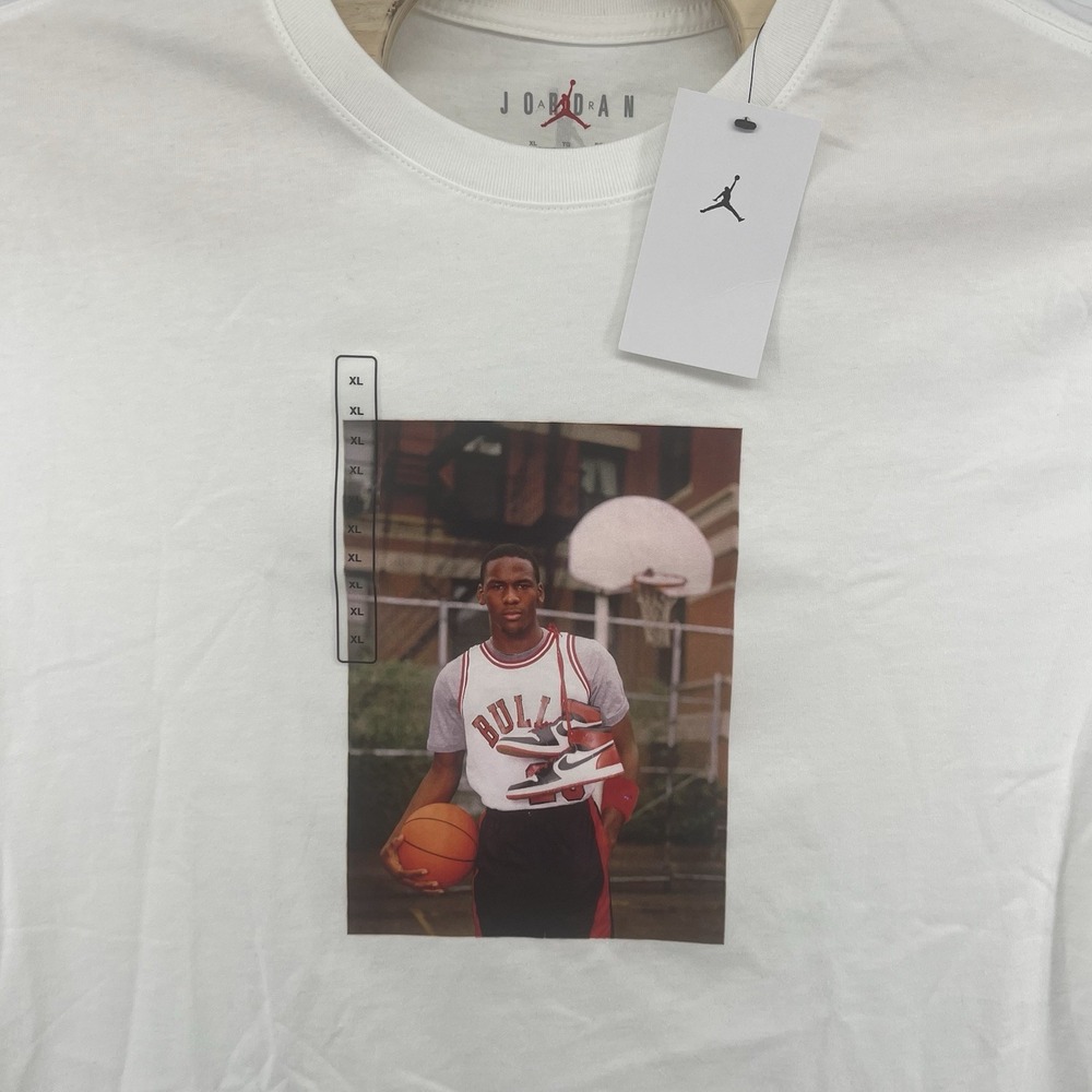 Nike Air Jordan Brand Men's Photo T-Shirt Rookie XL HJ2354-100 New NWT